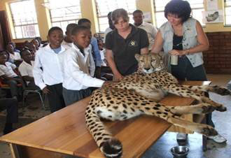 Learners-at-the-Ann-van-Dyk-Cheetah-centre-get-hands-on-training